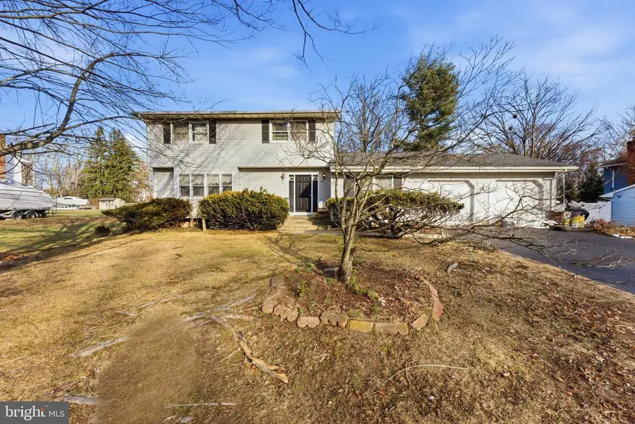 10 Hawthorne Ln, East Windsor, NJ 08520 - Image #3