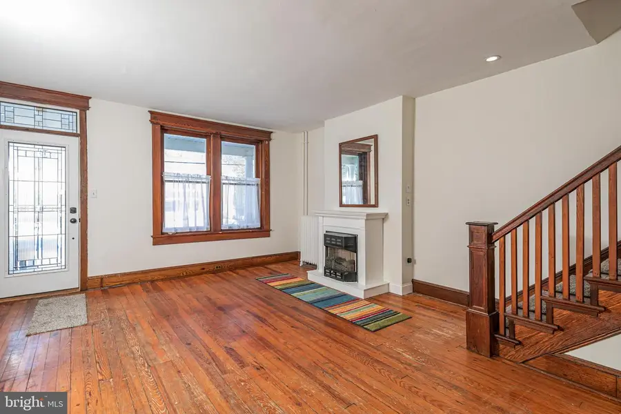 33 Brearley Ave, Trenton, NJ 08648 - #3