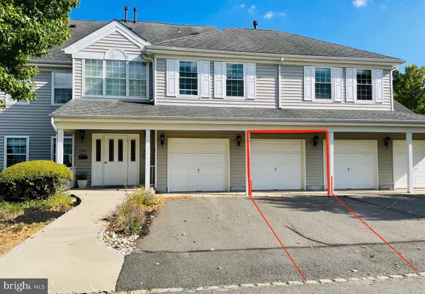 1309 Golden Pl, LAWRENCE TOWNSHIP, NJ 08648
