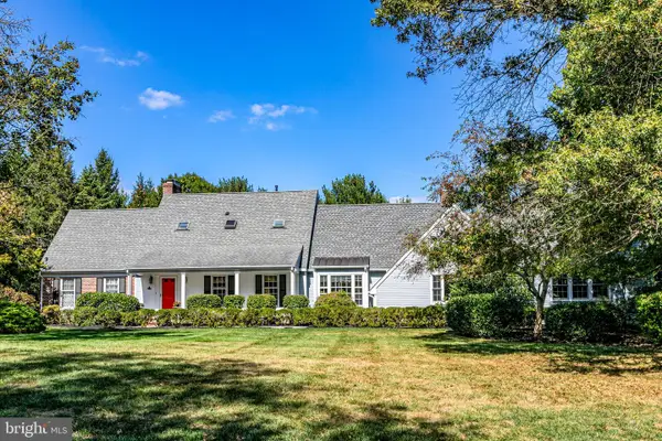 23 Meadow Ln, PENNINGTON, NJ 08534