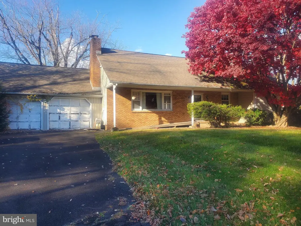 414 Lambertvl Hopewell, Hopewell, NJ 08530 - #1