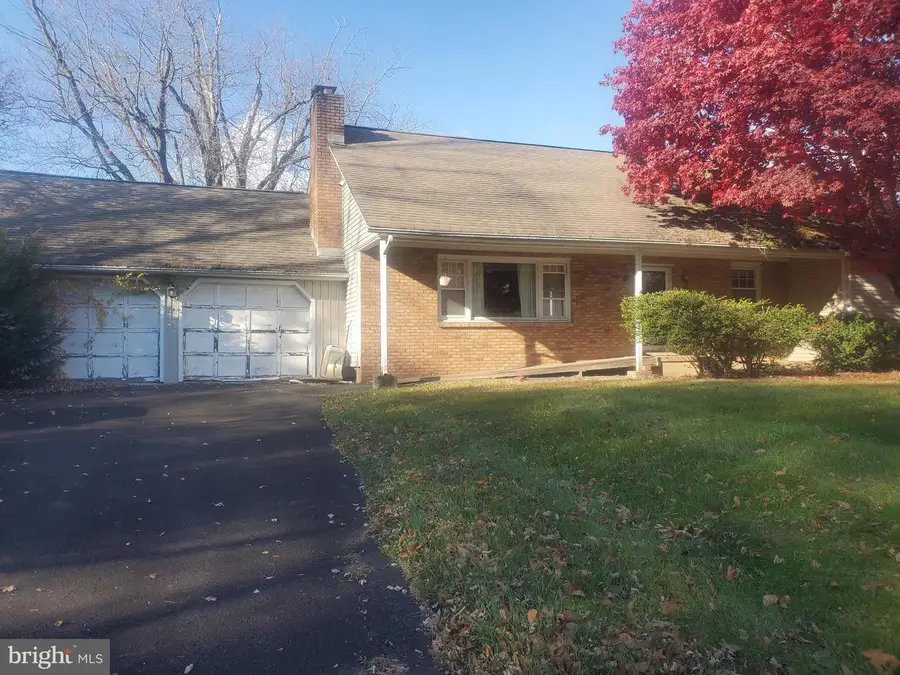 414 Lambertvl Hopewell, Hopewell, NJ 08530 - #2