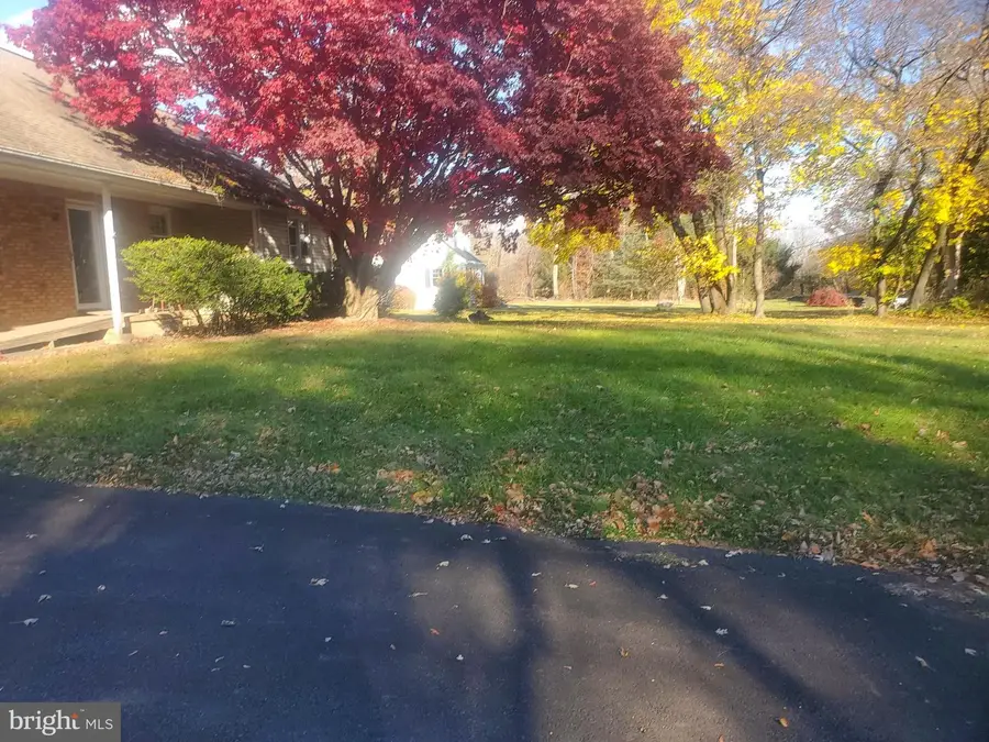 414 Lambertvl Hopewell, Hopewell, NJ 08530 - #3