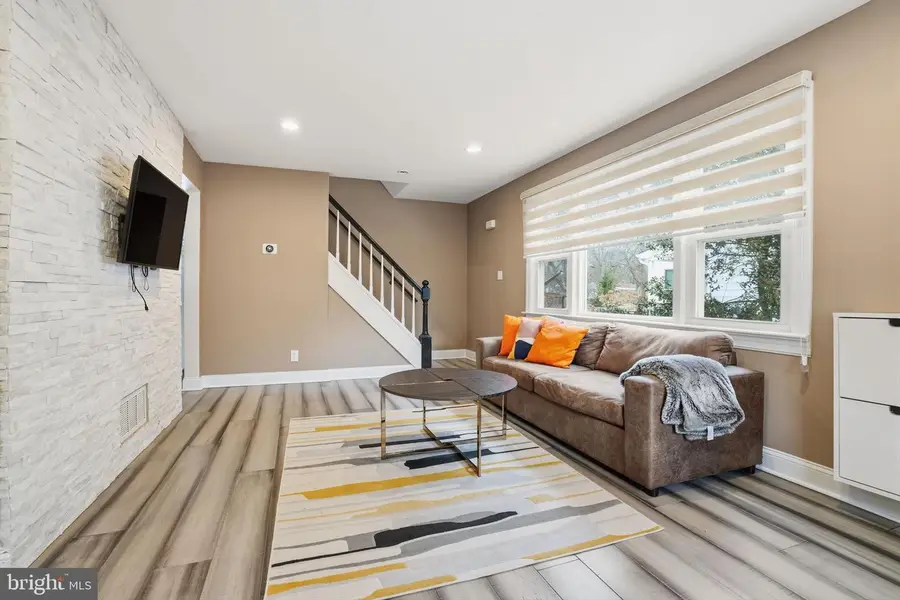 5 Willow Rd, Lawrence, NJ 08648 - #3