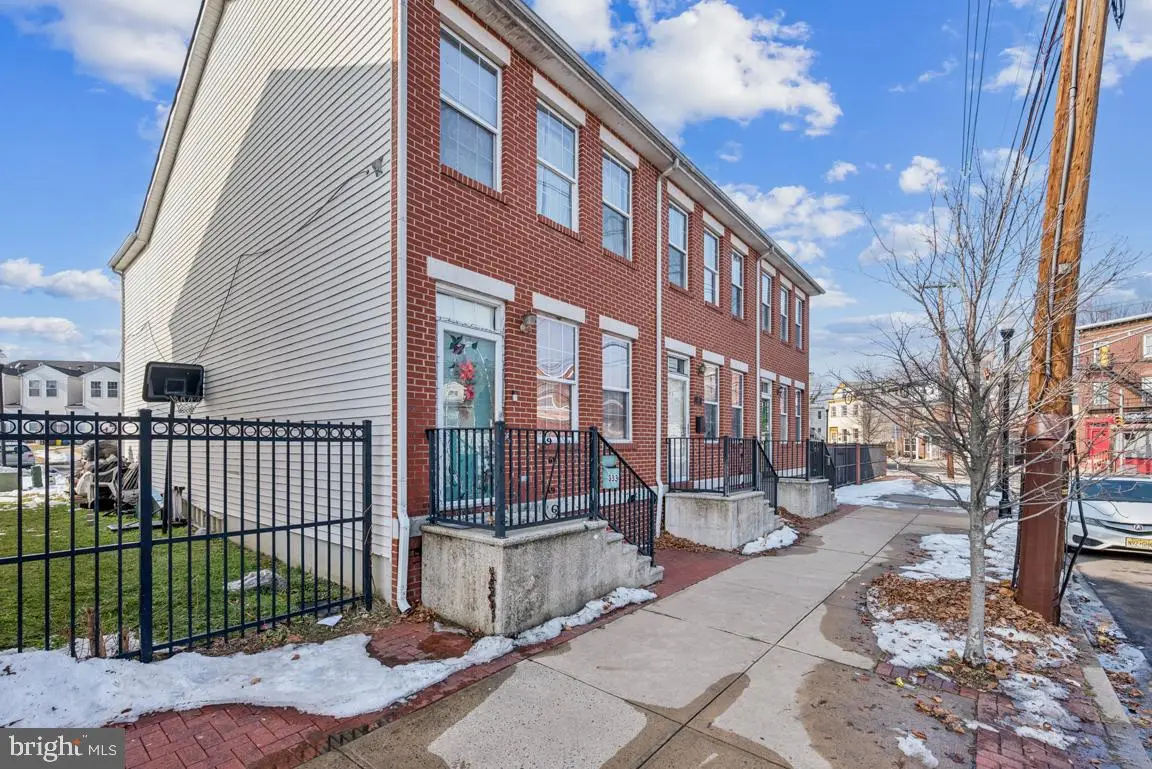 333 N Willow St, Trenton, NJ 08618 - #1