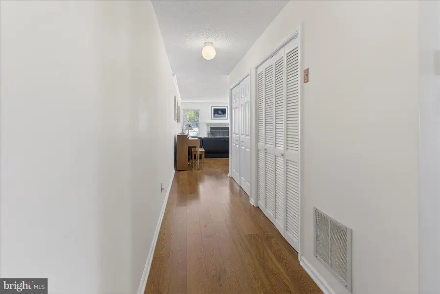 902 Sea Pl, Lawrence, NJ 08648 - #3