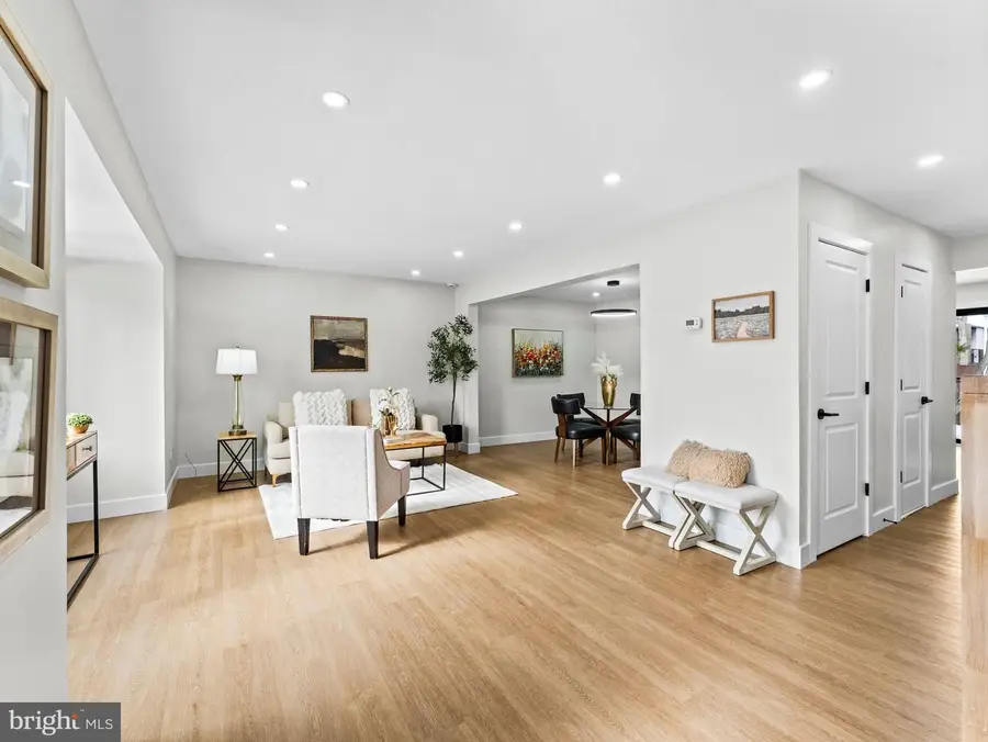 324 Evanston Dr, Hightstown, NJ 08520 - #3