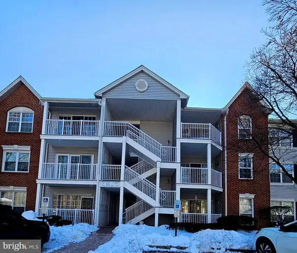 12 Chambord Ct, TRENTON, NJ 08619