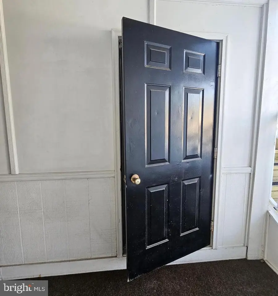 12 Chambord Ct, Trenton, NJ 08619 - Image #3