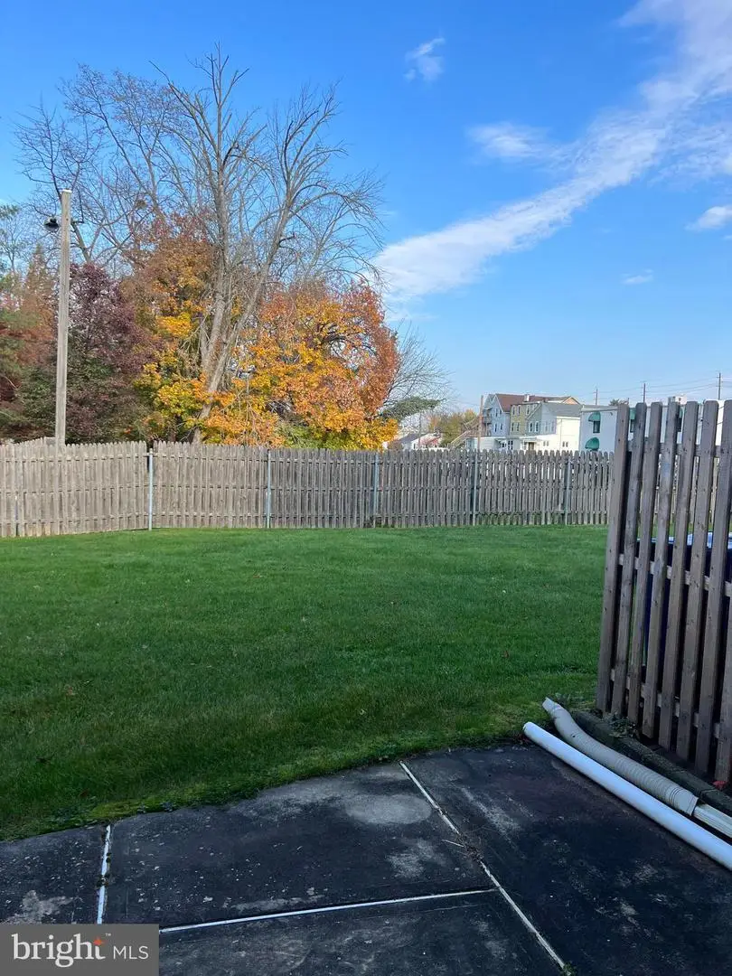 3 Van Buren Pl, Trenton, NJ 08648 - #3