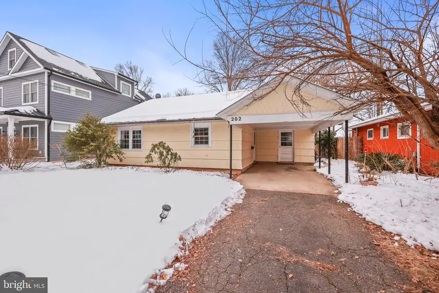 202 Linden Ln, Princeton, NJ 08540 - #3