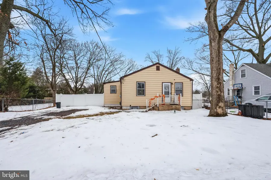 61 Cooney, Hamilton, NJ 08619 - #2