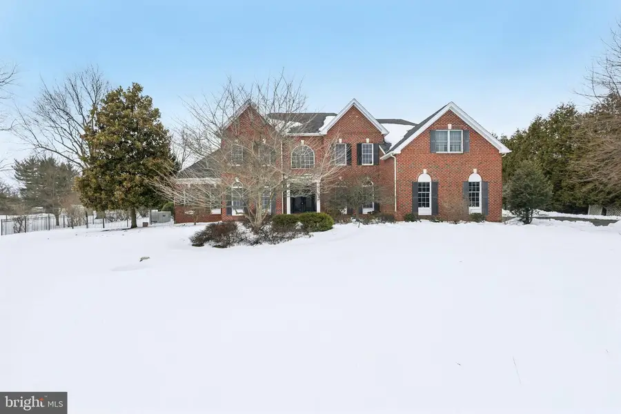 22 Hallett Dr, Pennington, NJ 08534 - #2