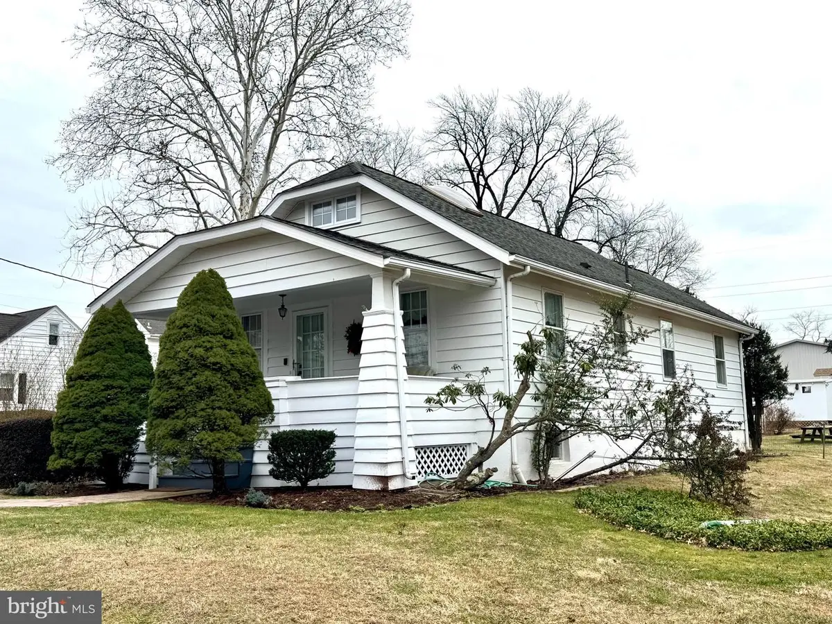 7 Diverty Rd, Pennington, NJ 08534 - #1