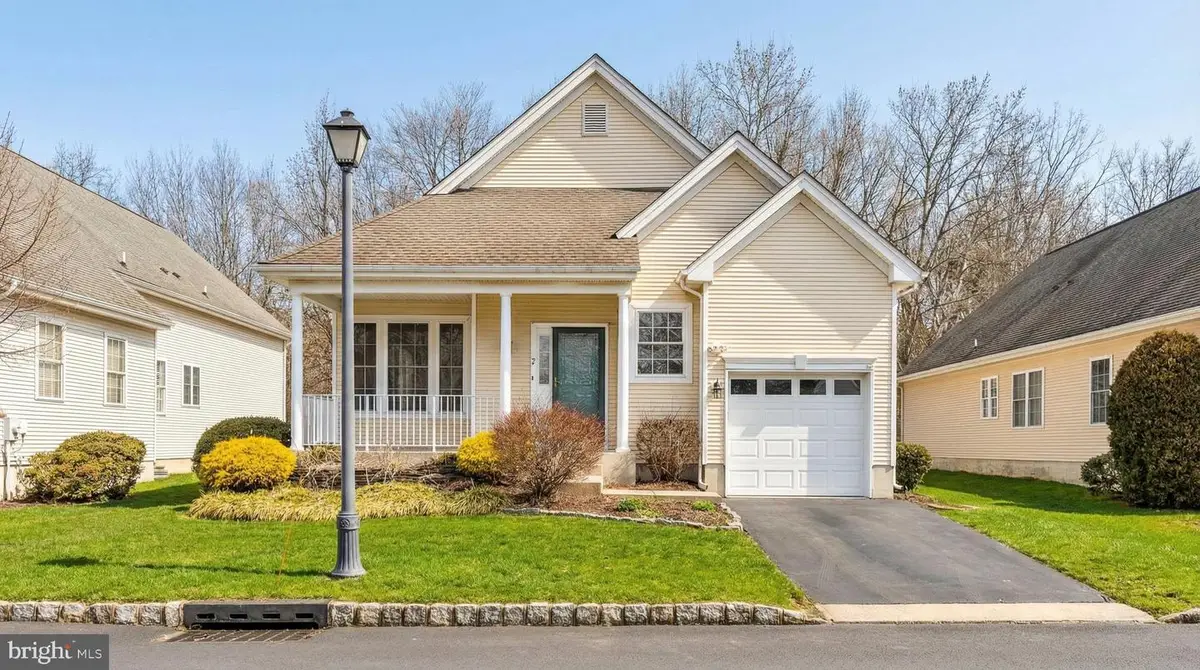 7 Swallow Dr, Hamilton, NJ 08690 - #1