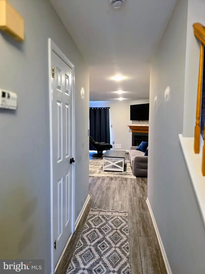 5 Pioneer Ct, Ewing, NJ 08628 - #3