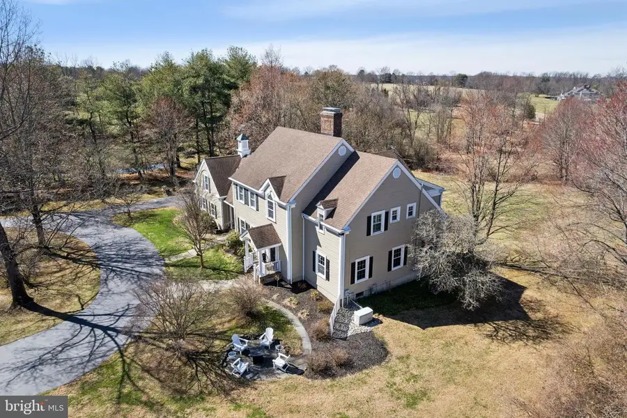 7 Fox Run Rd, Pennington, NJ 08534 - #3