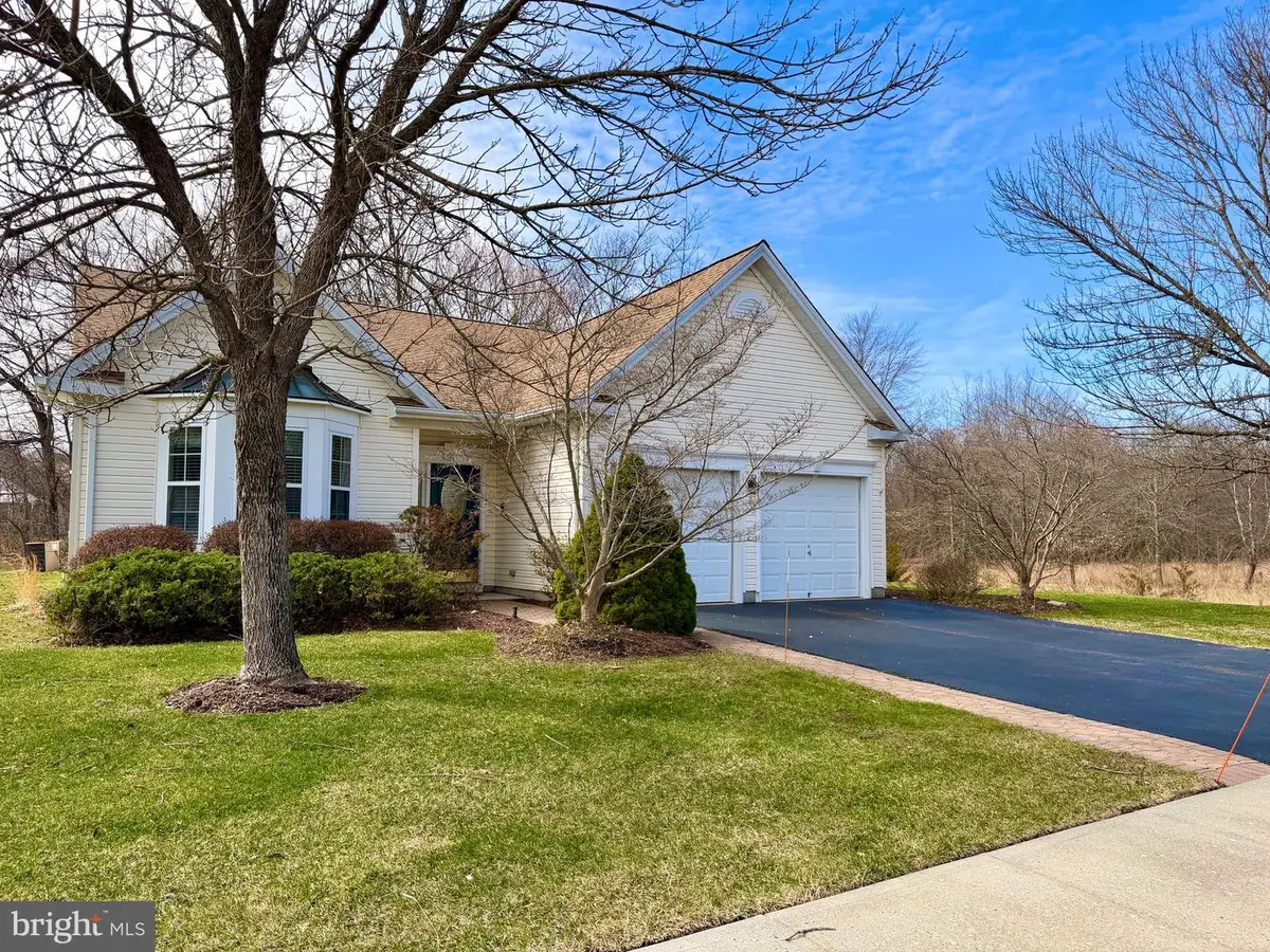 3 Buckingham Dr, Pennington, NJ 08534 - #1