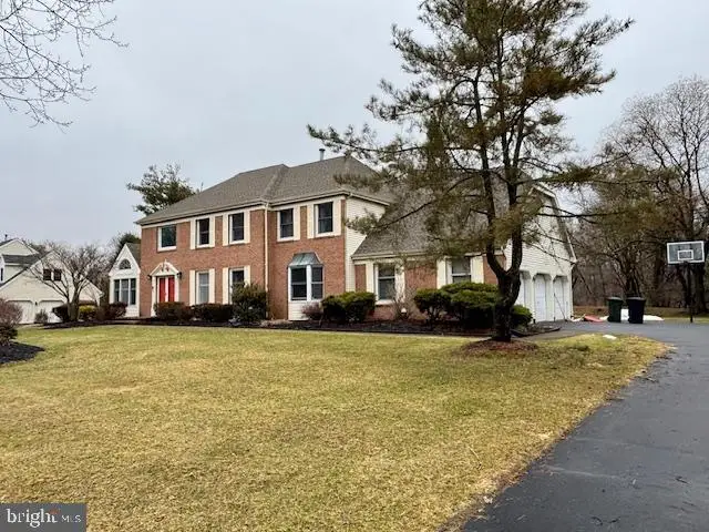 5 Banff Dr, Princeton Junction, NJ 08550 - #2