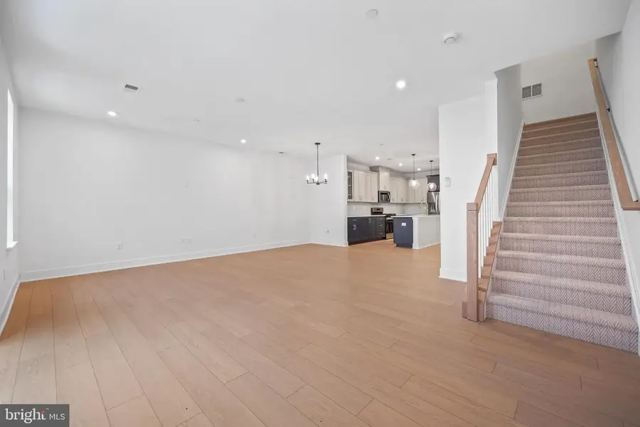 11106 Donatello Dr, Princeton, NJ 08540 - #2