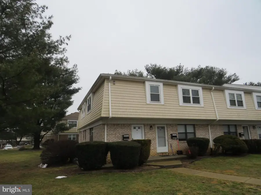 1816 Silver Ct, Hamilton, NJ 08690 - #2