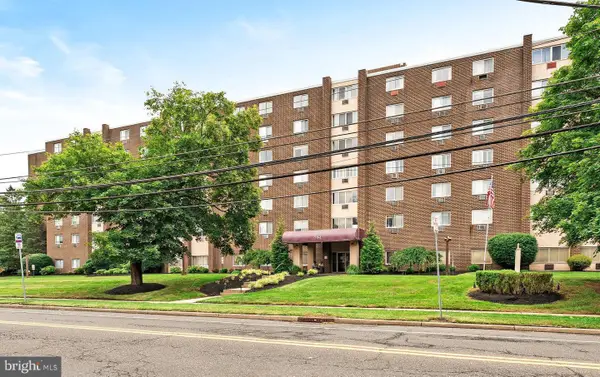 860 Lower Ferry Rd #4c, EWING, NJ 08628