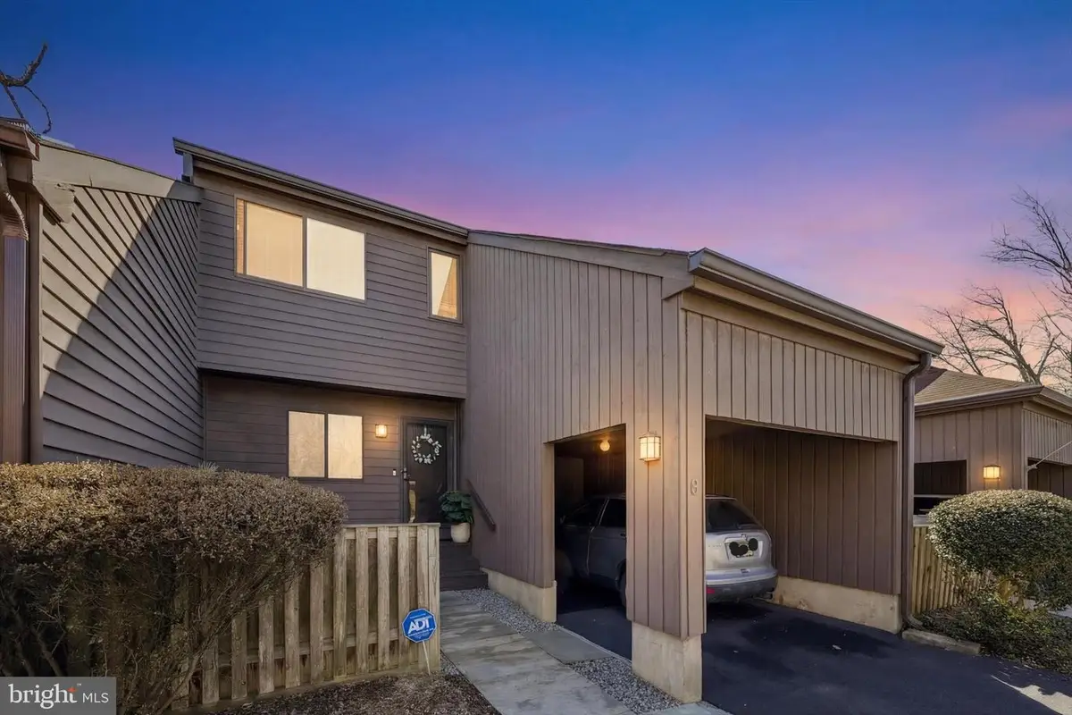 6 Rebecca Ct, Trenton, NJ 08628 - #1