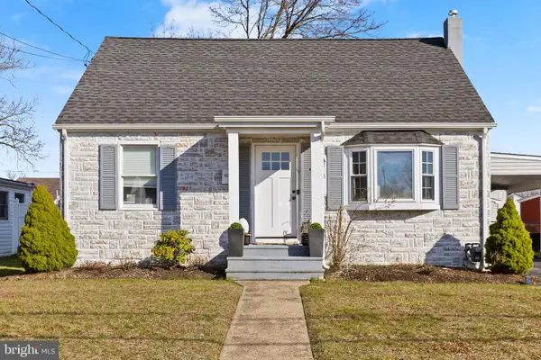 23 Brown Dr, HAMILTON, NJ 08690