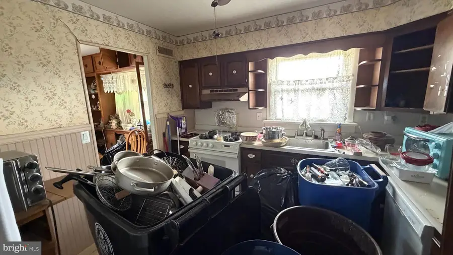 36 Winding Way, Hamilton, NJ 08620 - #3