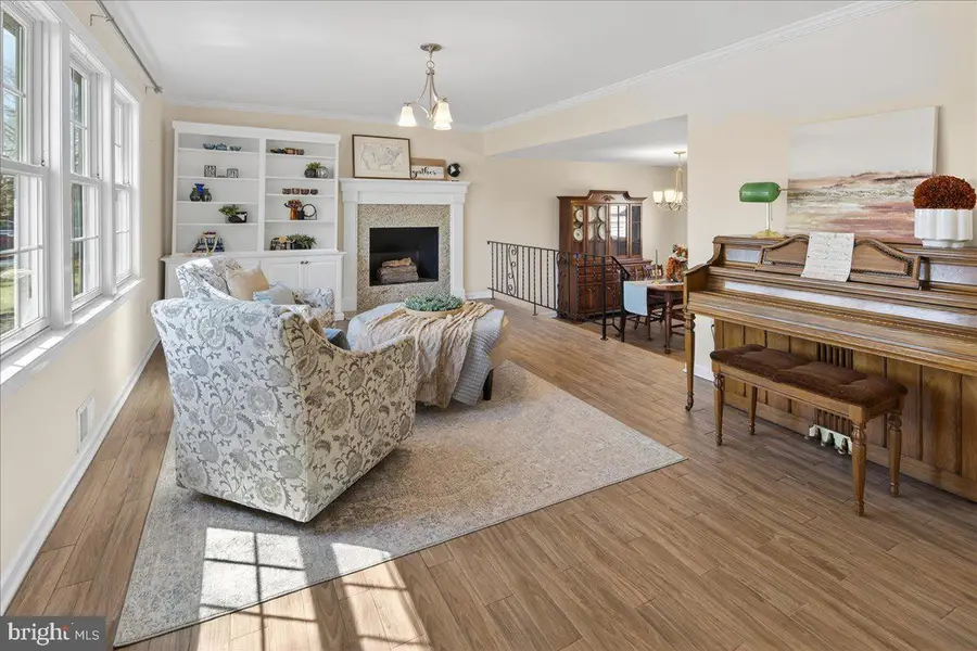 12 Tigers Ct, Hamilton, NJ 08619 - #3