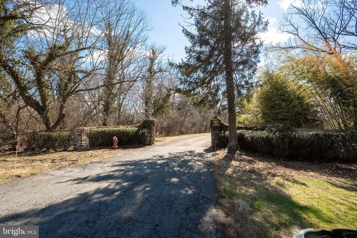 5 Landfall Ln, Princeton, NJ 08540 - #1