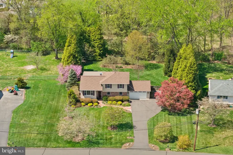 3 Sioux Rd, Pennington, NJ 08534 - #2