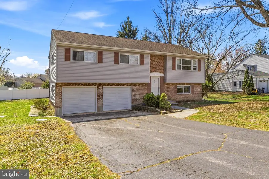 27 Bayberry Rd, Ewing, NJ 08618 - #2