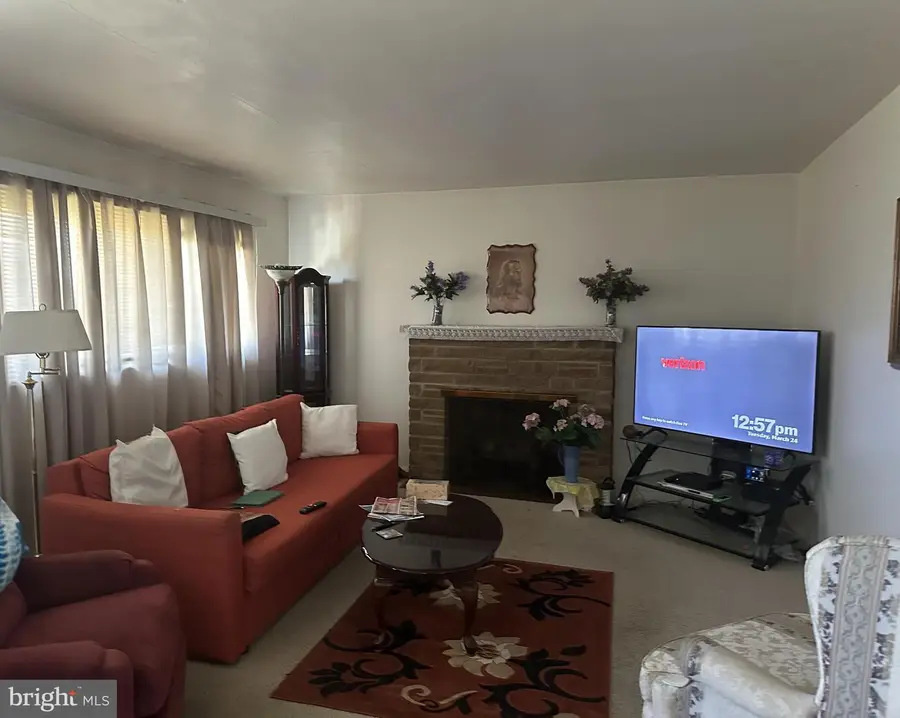 13 Decou Ave, Ewing, NJ 08628 - #2