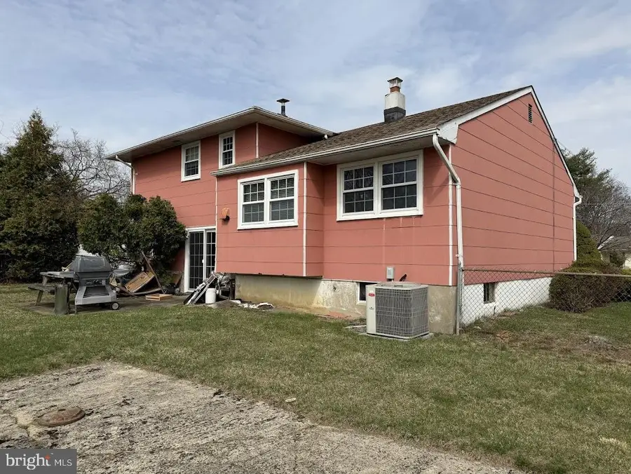 5 Clive Ct, Ewing, NJ 08638 - #2