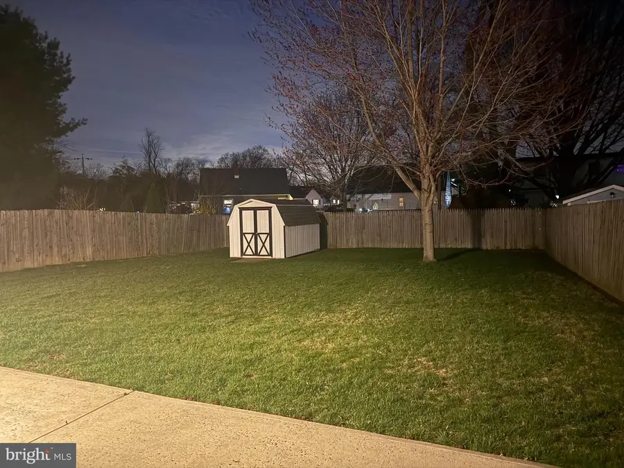 39 Longwood Dr, Hamilton, NJ 08620 - #2