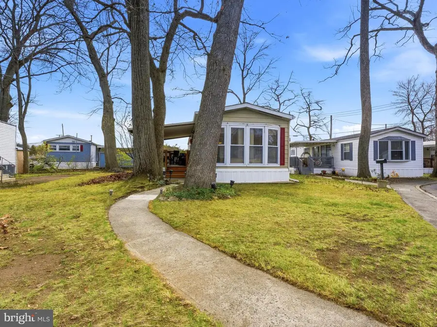 1 Forest Dr, East Windsor, NJ 08520 - #2