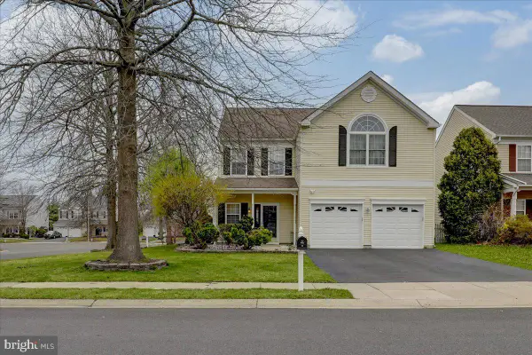11 Quarry Ct, EAST WINDSOR, NJ 08520