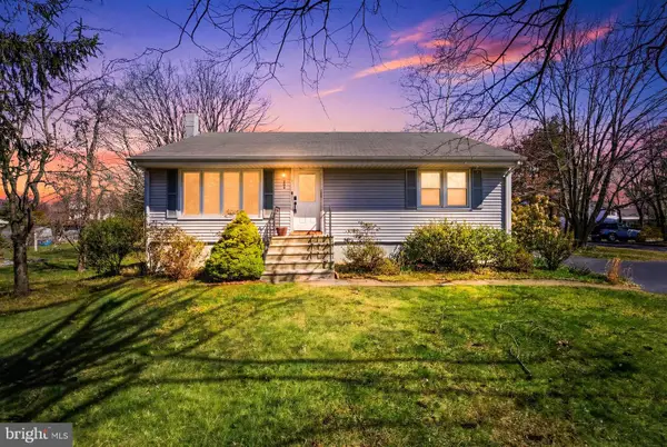 260 Dutch Neck Rd, EAST WINDSOR, NJ 08520