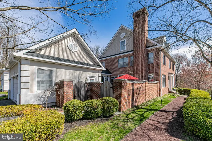 25 Governors Ln, Princeton, NJ 08540 - #2