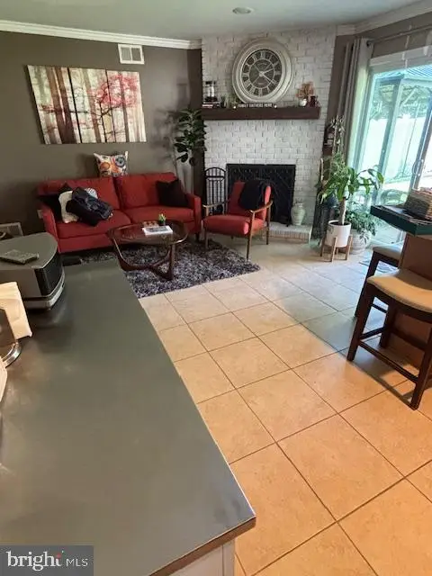 18 Geraldine Rd, East Windsor, NJ 08520 - #3