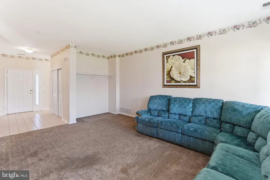 80 Nightingale Dr, Hamilton, NJ 08690 - #2