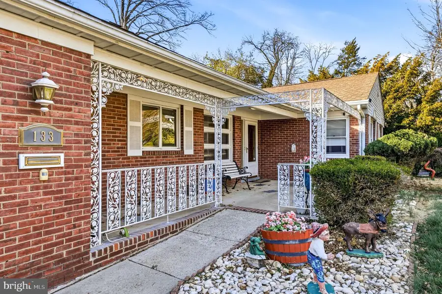 133 Cornwall Ave, Trenton, NJ 08618 - #2