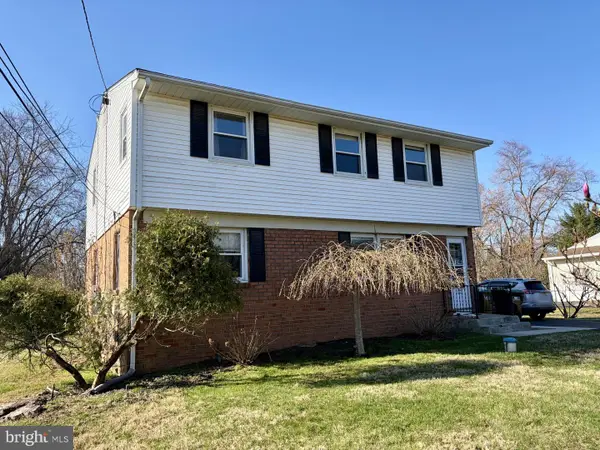 18 Crest Ave, PENNINGTON, NJ 08534