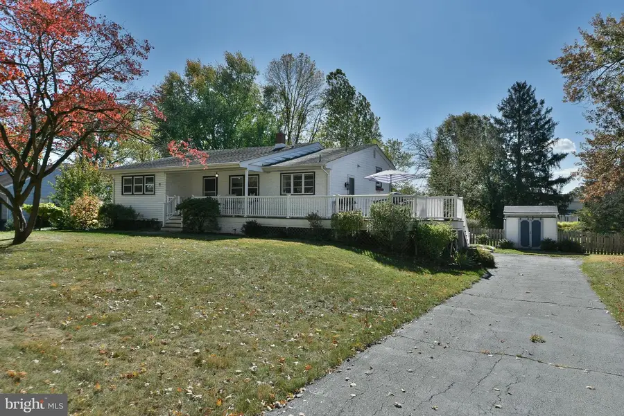 11 Metekunk Dr, Ewing, NJ 08638 - #2