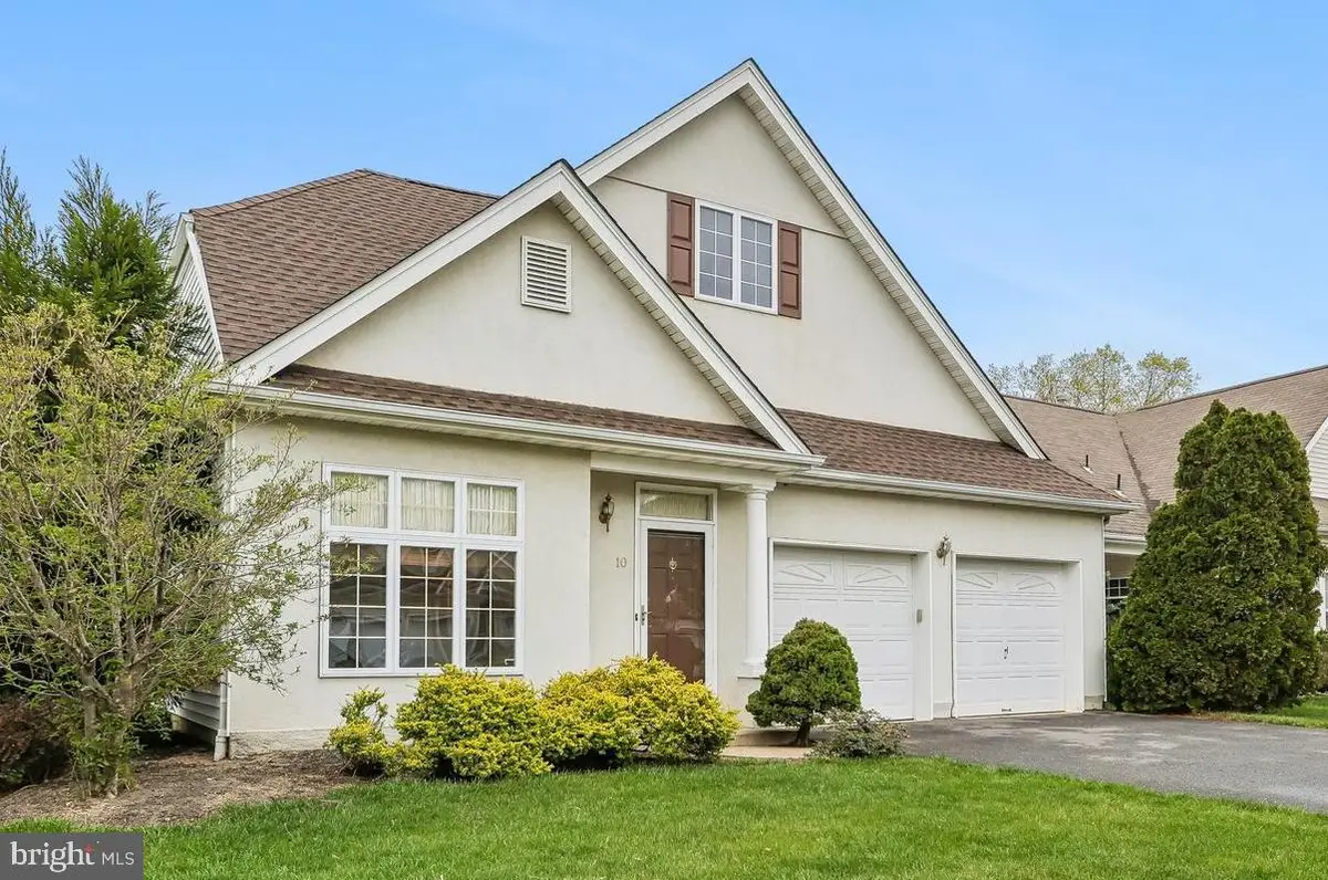 10 Honeyflower Ln, Princeton Junction, NJ 08550 - #1