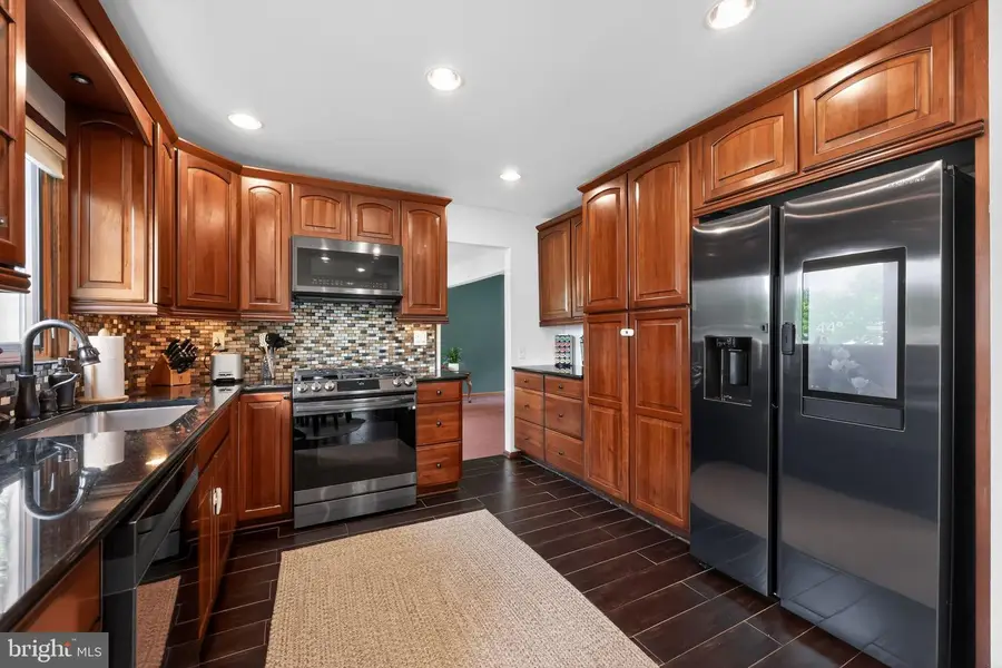 8 Valerie Lane, Lawrenceville, NJ 08648 - #3