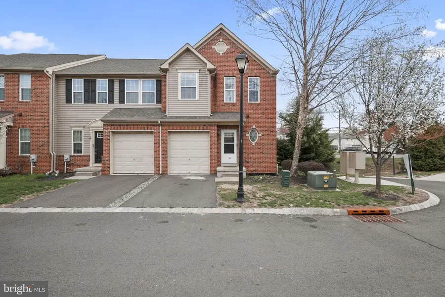 18 Panfili Ln, Hamilton, NJ 08610 - #2