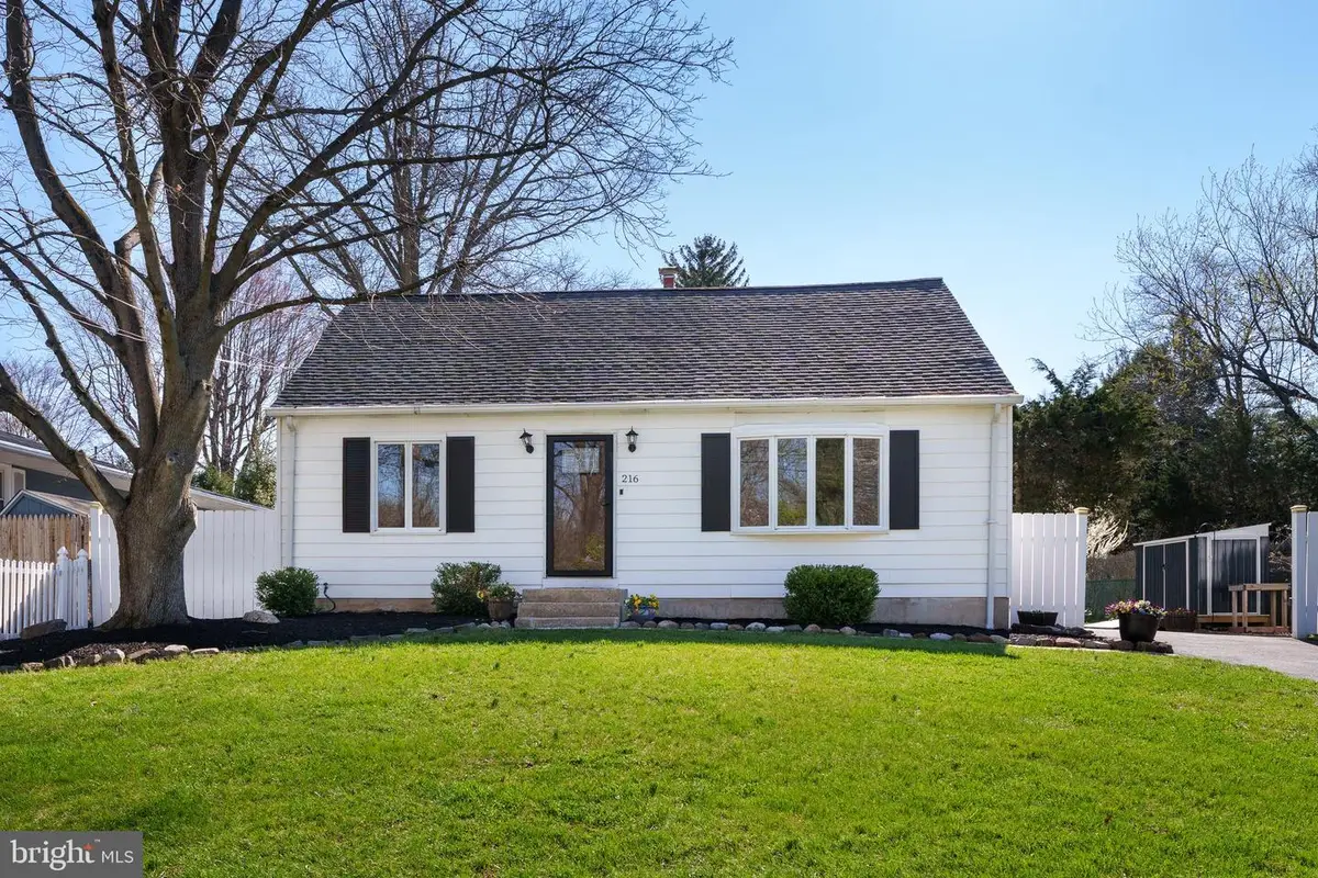 216 Rutgers Ave, Hamilton, NJ 08619 - #1