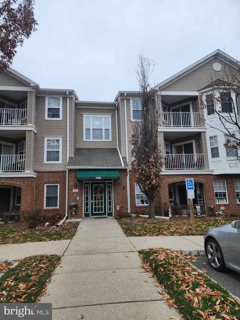 132 Mowat Cir, Hamilton, NJ 08690 - #1